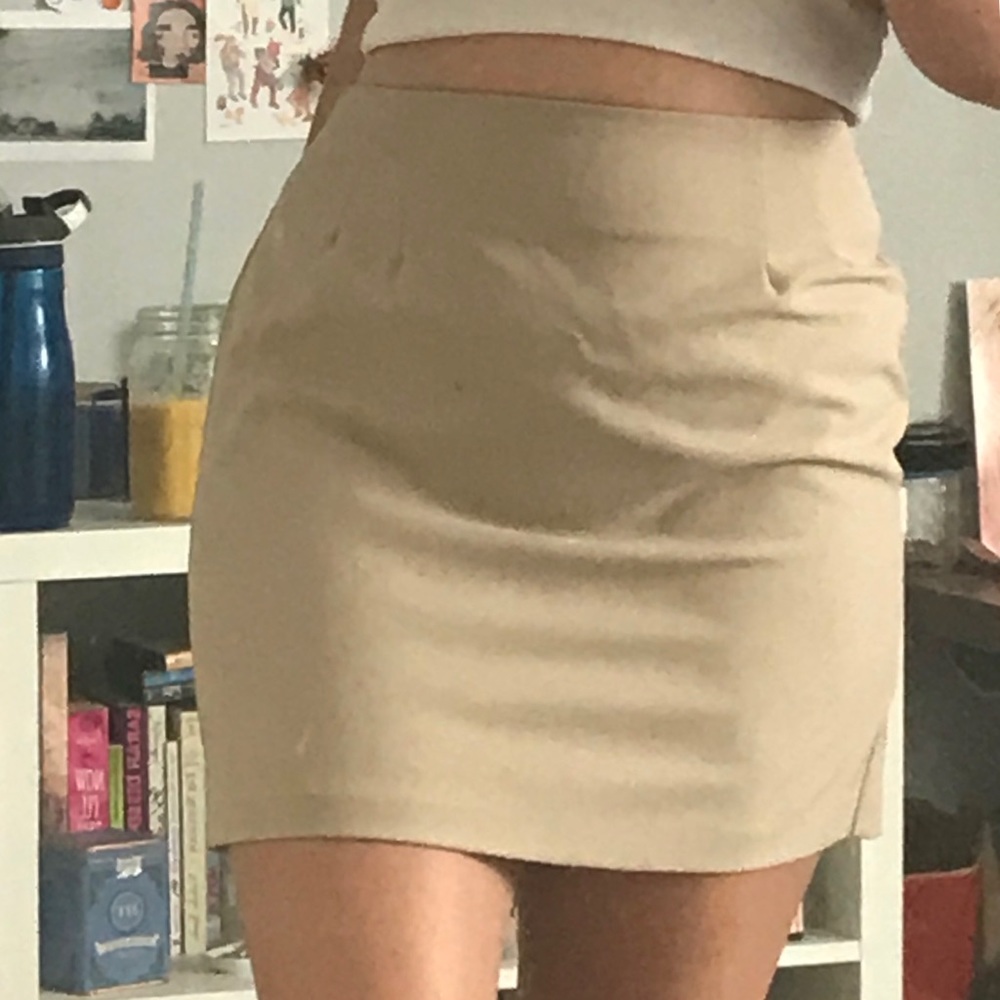 Light beige skirt